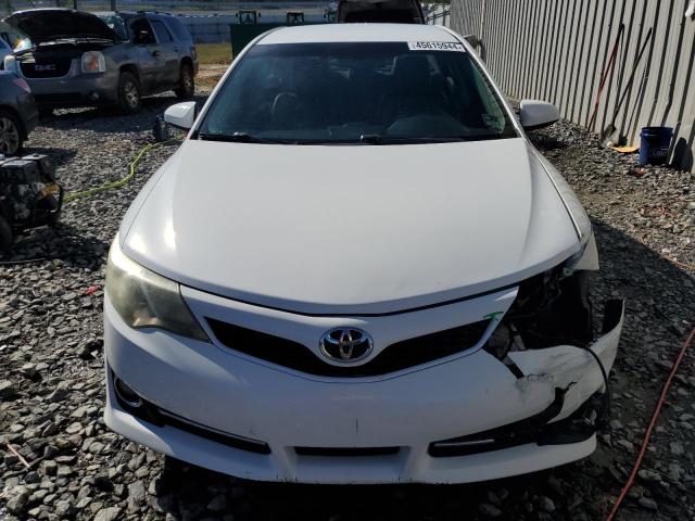 4T1BF1FK4DU713807 - 2013 TOYOTA CAMRY L WHITE photo 5