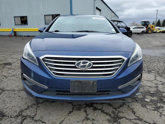 5NPE24AF5FH217243 - 2015 HYUNDAI SONATA SE BLUE photo 5