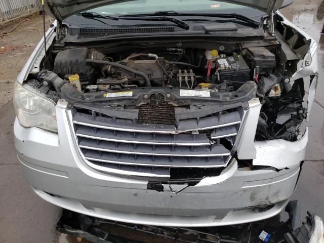 2A8HR54P58R769326 - 2008 CHRYSLER TOWN & COU TOURING ვერცხლისფერი ფოტო 7