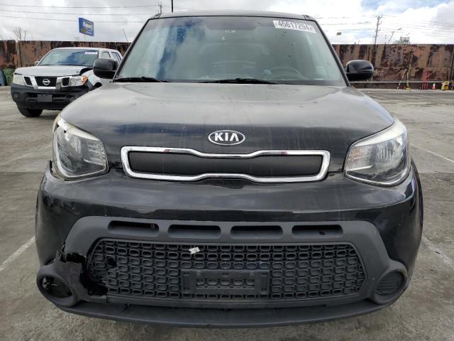 KNDJN2A23G7853656 - 2016 KIA SOUL BLACK photo 5