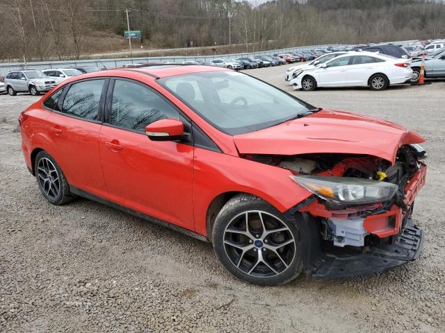 1FADP3H29HL203604 - 2017 FORD FOCUS SEL RED photo 4