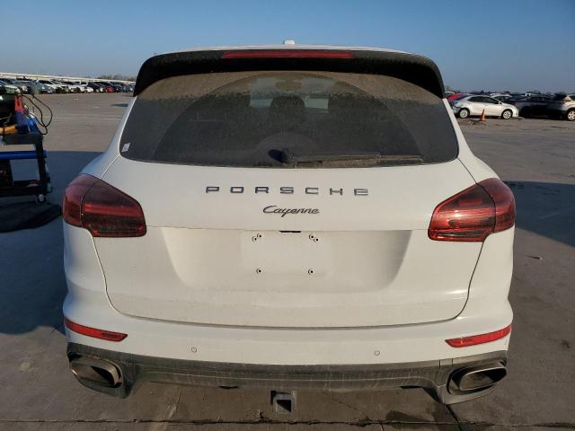 WP1AA2A29GLA08683 - 2016 PORSCHE CAYENNE WHITE photo 6