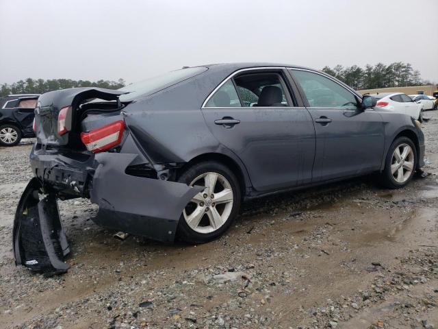 4T1BF3EK0BU676538 - 2011 TOYOTA CAMRY BASE GRAY photo 3