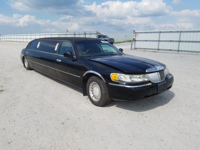 1L1FM81W4XY642939 - 1999 LINCOLN TOWN CAR EXECUTIVE BLACK photo 1