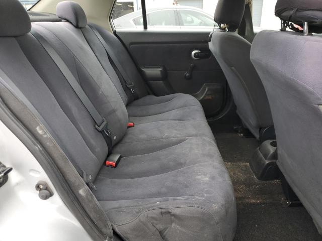 3N1CC11E29L422827 - 2009 NISSAN VERSA S SILVER photo 10