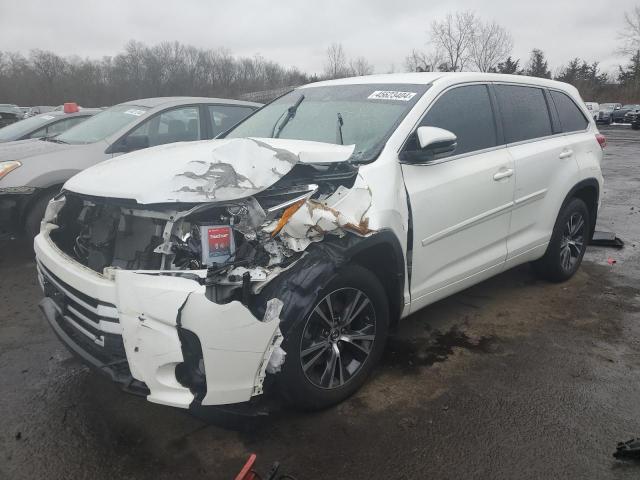 5TDBZRFH8JS850733 - 2018 TOYOTA HIGHLANDER LE WHITE photo 1