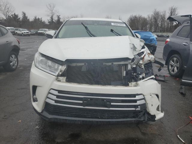 5TDBZRFH8JS850733 - 2018 TOYOTA HIGHLANDER LE WHITE photo 5