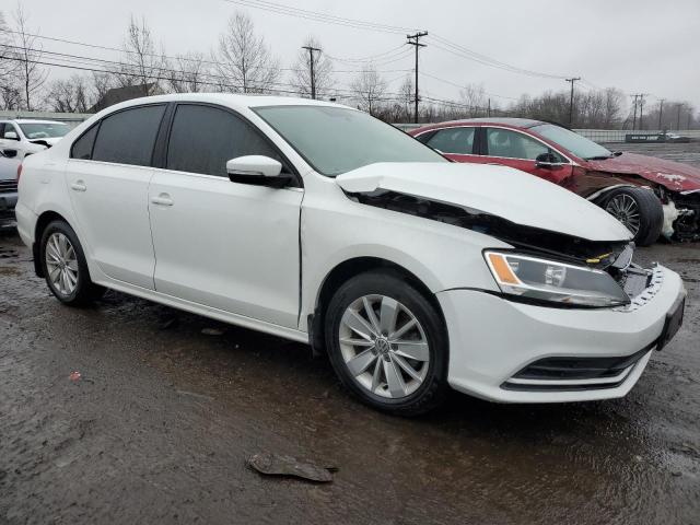 3VWD67AJ9GM351302 - 2016 VOLKSWAGEN JETTA SE WHITE photo 4