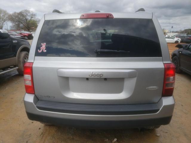 1C4NJPFA7GD792484 - 2016 JEEP PATRIOT LATITUDE SILVER photo 6