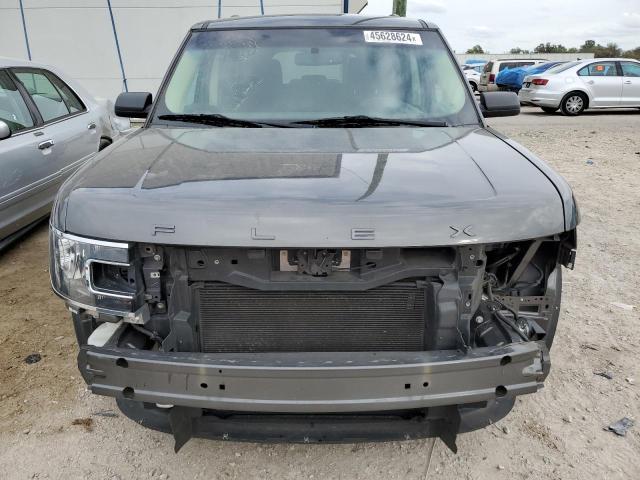 2FMGK5B89GBA17683 - 2016 FORD FLEX SE GRAY photo 5