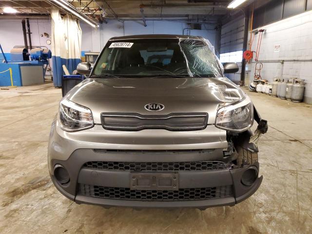 KNDJN2A26J7598850 - 2018 KIA SOUL TAN photo 5