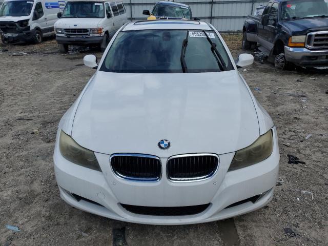 WBAPH77509NL85140 - 2009 BMW 328 I WHITE photo 5