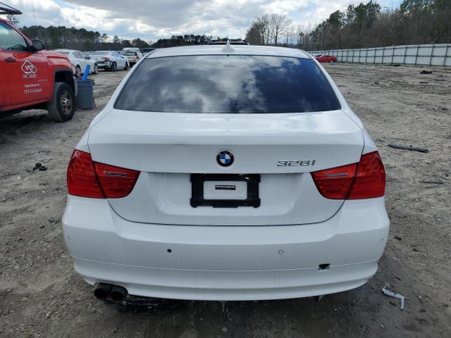 WBAPH77509NL85140 - 2009 BMW 328 I WHITE photo 6