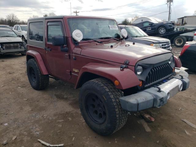 1J4FA54148L540382 - 2008 JEEP WRANGLER SAHARA BURGUNDY photo 4