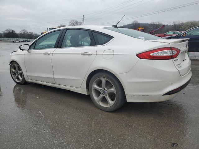 3FA6P0HR1DR181405 - 2013 FORD FUSION SE WHITE photo 2