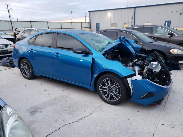 3KPF54AD6RE737101 - 2024 KIA FORTE GT LINE BLUE photo 4