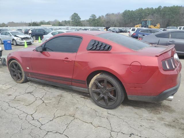 1ZVBP8AM3C5226204 - 2012 FORD MUSTANG RED photo 2