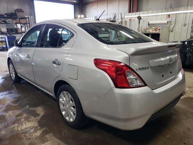 3N1CN7AP1KL872960 - 2019 NISSAN VERSA S SILVER photo 2