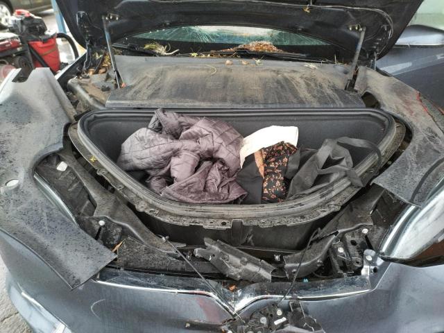 5YJSA1E26LF385169 - 2020 TESLA MODEL S Մոխրագույն լուսանկար 11