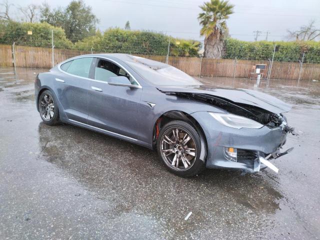 5YJSA1E26LF385169 - 2020 TESLA MODEL S Մոխրագույն լուսանկար 4