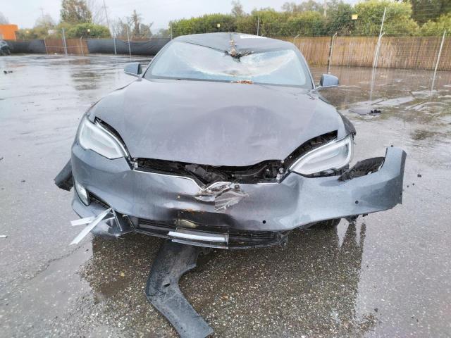 5YJSA1E26LF385169 - 2020 TESLA MODEL S Մոխրագույն լուսանկար 5
