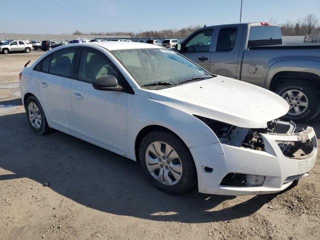 1G1PA5SG1E7485078 - 2014 CHEVROLET CRUZE LS WHITE photo 4