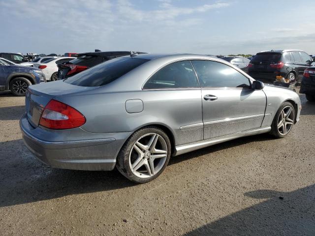 WDBTJ56H19F261859 - 2009 MERCEDES-BENZ CLK 350 GRAY photo 3