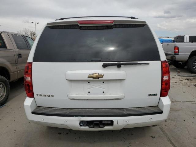 1GNSCBE02BR220542 - 2011 CHEVROLET TAHOE C1500 LT WHITE photo 6