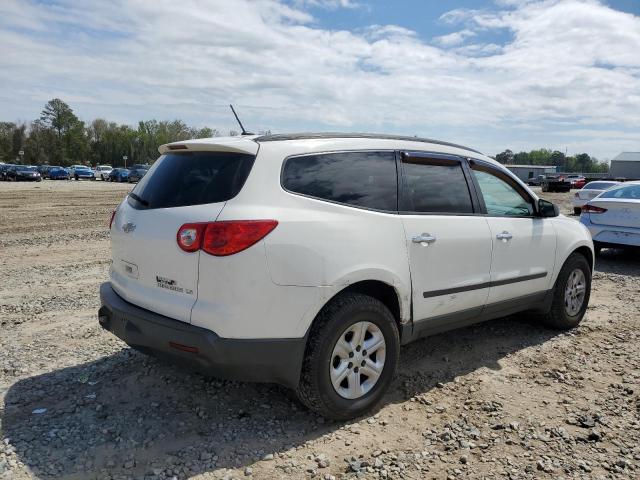 1GNKVFED1CJ132425 - 2012 CHEVROLET TRAVERSE LS WHITE photo 3