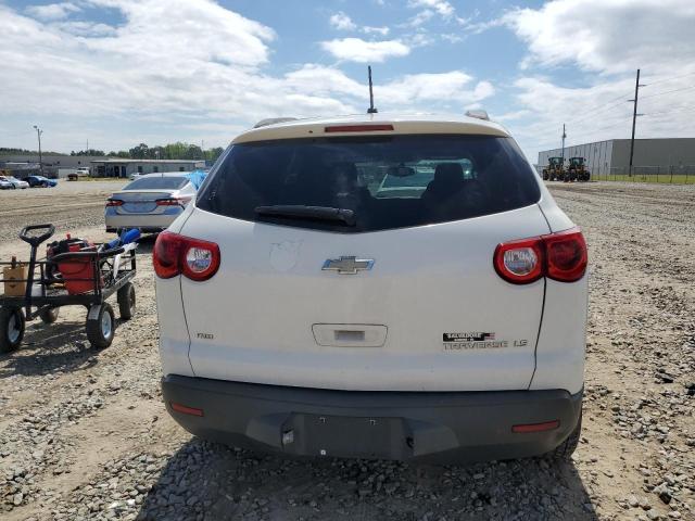 1GNKVFED1CJ132425 - 2012 CHEVROLET TRAVERSE LS WHITE photo 6