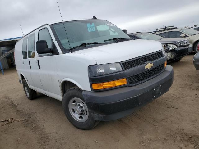 1GCWGAFP5N1243353 - 2022 CHEVROLET EXPRESS G2 WHITE photo 4