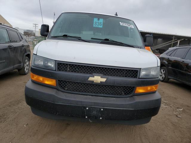 1GCWGAFP5N1243353 - 2022 CHEVROLET EXPRESS G2 WHITE photo 5