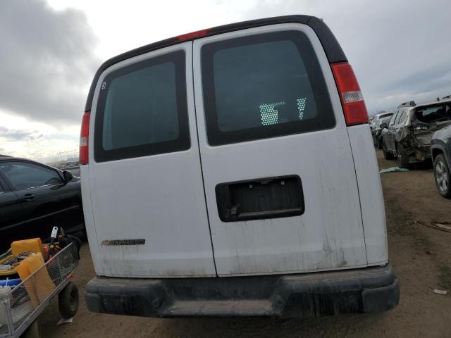 1GCWGAFP5N1243353 - 2022 CHEVROLET EXPRESS G2 WHITE photo 6