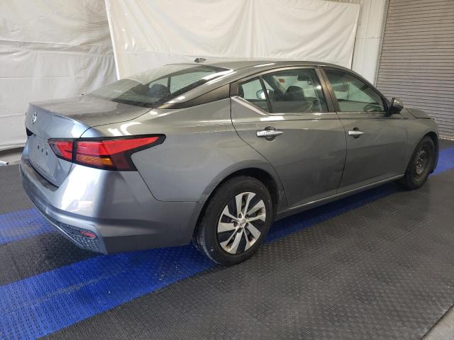 1N4BL4BV4KC233211 - 2019 NISSAN ALTIMA S GRAY photo 3