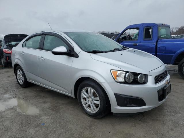 1G1JC5SB8F4220892 - 2015 CHEVROLET SONIC LT SILVER photo 4