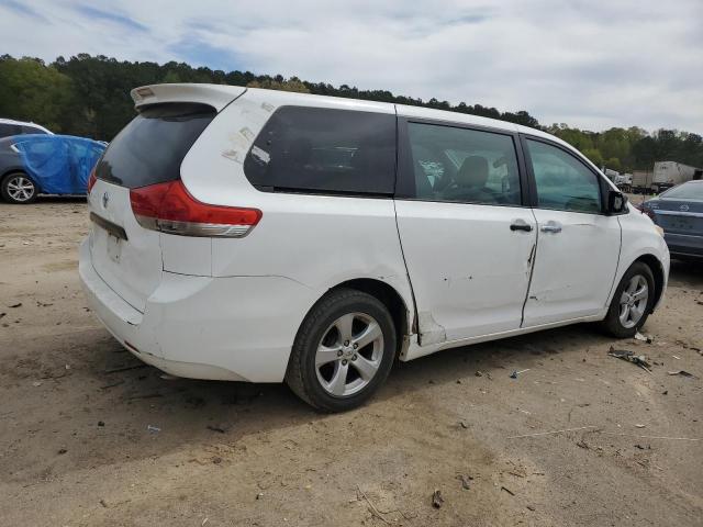 5TDZK3DC1CS220367 - 2012 TOYOTA SIENNA WHITE photo 3