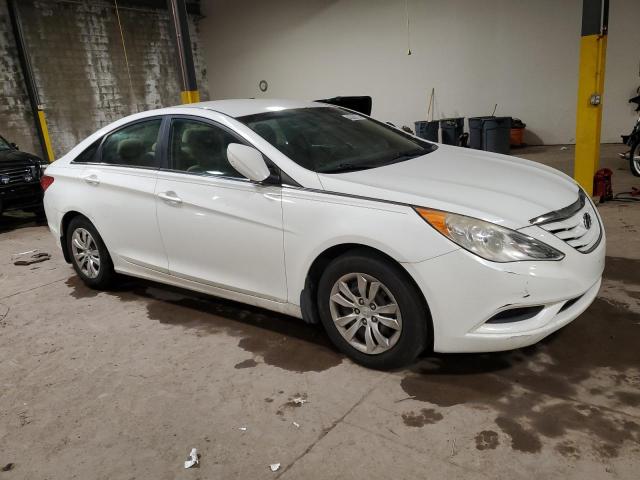 5NPEB4AC5CH383148 - 2012 HYUNDAI SONATA GLS WHITE photo 4