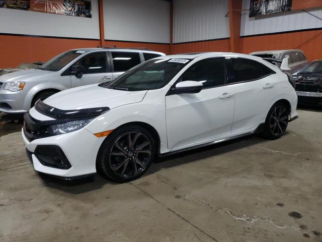 SHHFK7H99JU303666 - 2018 HONDA CIVIC SPORT TOURING WHITE photo 1