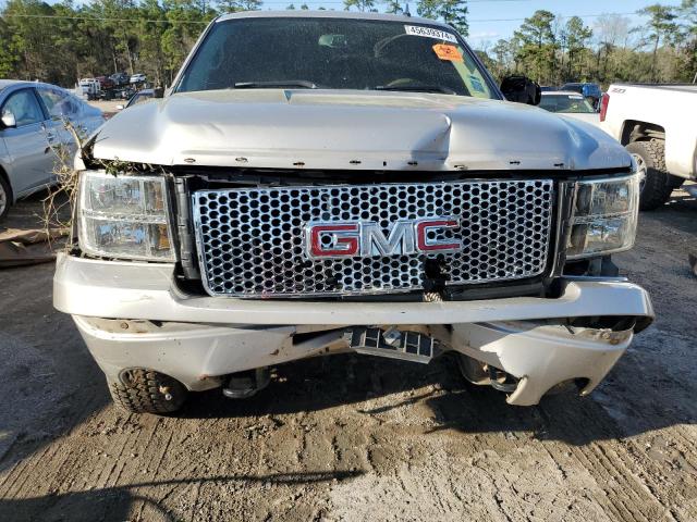 2GTEK638071673034 - 2007 GMC NEW SIERRA DENALI SILVER photo 5