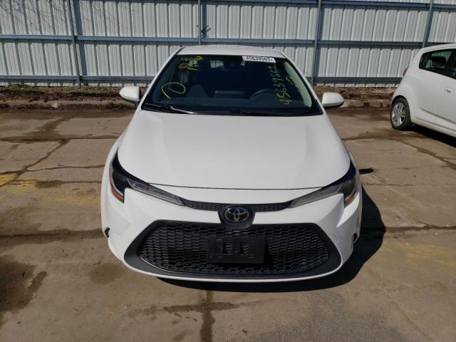 JTDEPRAE0LJ046054 - 2020 TOYOTA COROLLA LE WHITE photo 5