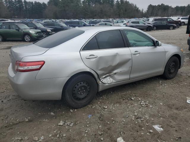 4T1BF3EK2BU601971 - 2011 TOYOTA CAMRY BASE SILVER photo 3