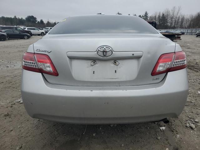 4T1BF3EK2BU601971 - 2011 TOYOTA CAMRY BASE SILVER photo 6