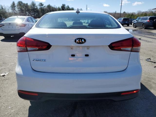 3KPFK4A71HE147132 - 2017 KIA FORTE LX WHITE photo 6