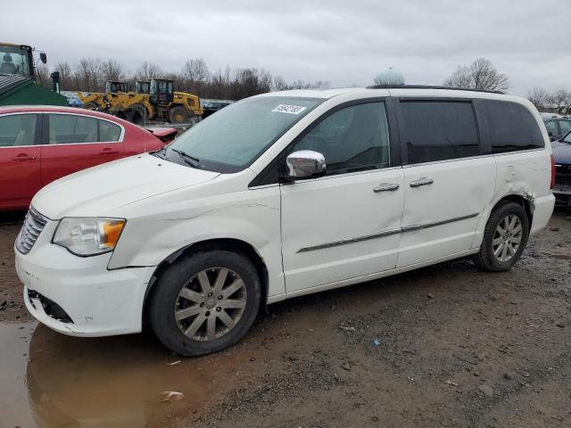 2A4RR8DG4BR677204 - 2011 CHRYSLER TOWN & COU TOURING L WHITE photo 1