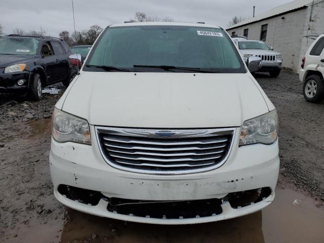 2A4RR8DG4BR677204 - 2011 CHRYSLER TOWN & COU TOURING L WHITE photo 5