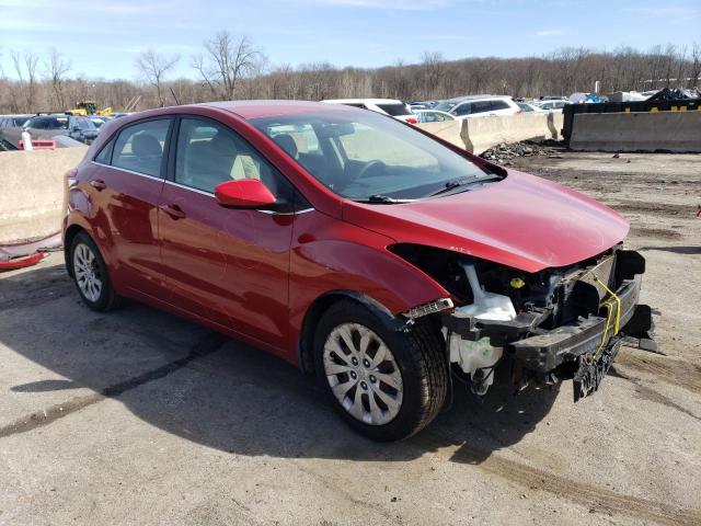 KMHD35LH1GU332292 - 2016 HYUNDAI ELANTRA GT RED photo 4