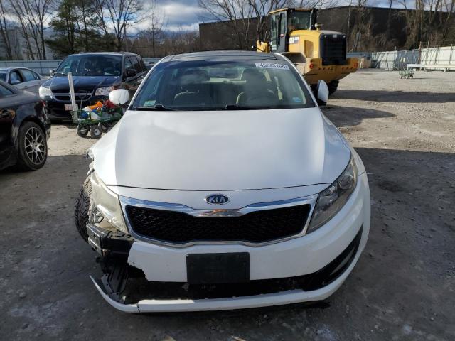 5XXGN4A79CG083496 - 2012 KIA OPTIMA EX WHITE photo 5