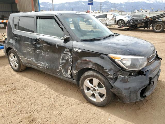 KNDJN2A28J7545910 - 2018 KIA SOUL BLACK photo 4