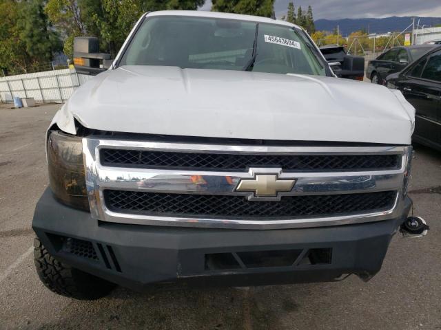 3GCEC13J38G150067 - 2008 CHEVROLET SILVERADO C1500 WHITE photo 5