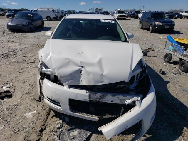 2G1WB5E37G1121717 - 2016 CHEVROLET IMPALA LIM LT WHITE photo 5